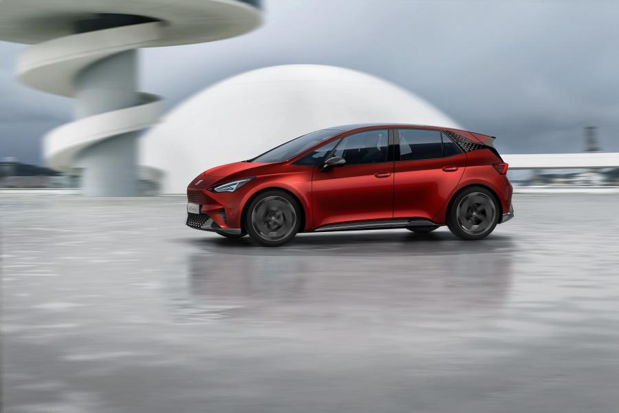  Seat el-Born Concept 2019 года  (фото 2 из 14)